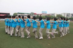 连云港拓展活动破冰游戏之圆圈舞