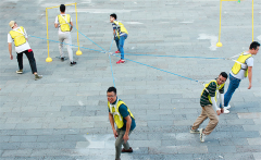 精彩的连云港拓展训练项目---多向拔河